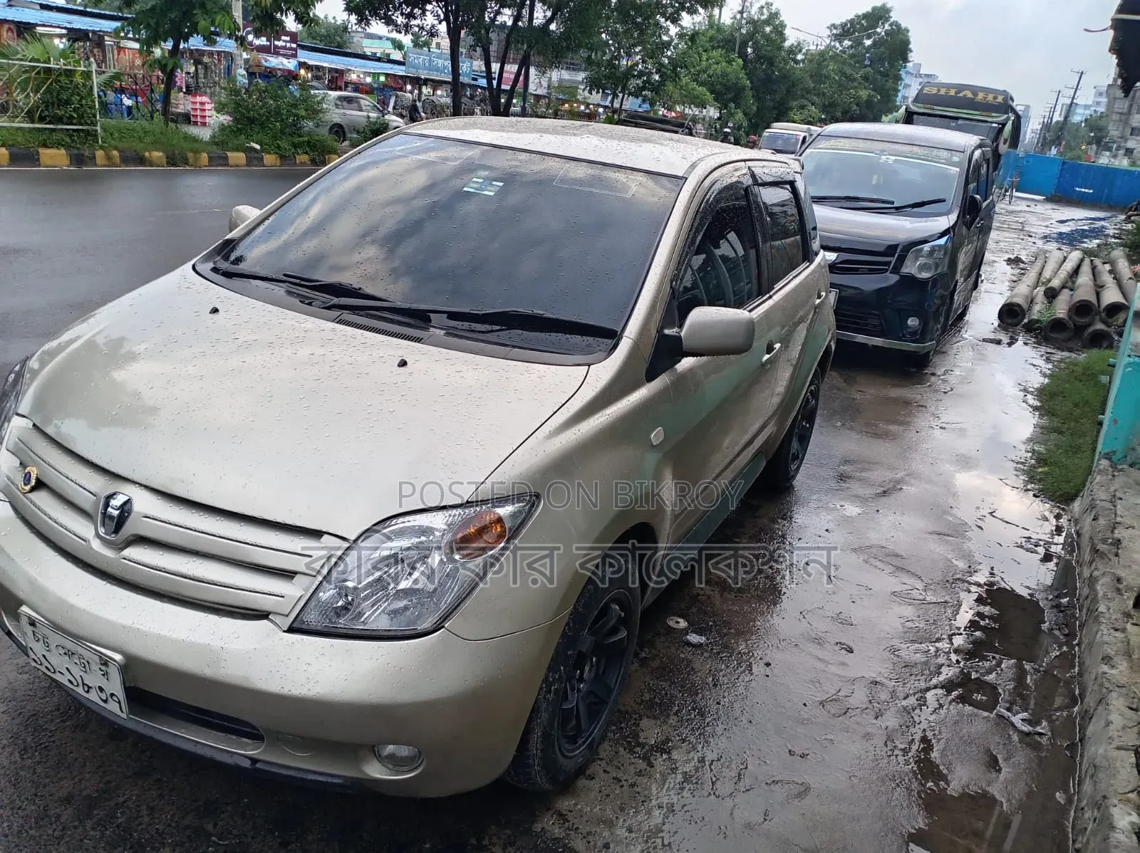 Toyota IST 2004 Silver