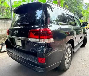 টয়োটা ল্যান্ড ক্রুজার ৪.৫ ভি৮ ভিএক্সআর ২০১৯ কালো