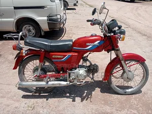 Honda 1991 Red