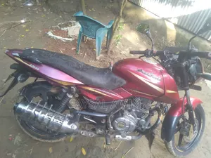 Bajaj Pulsar 150 2017 Red