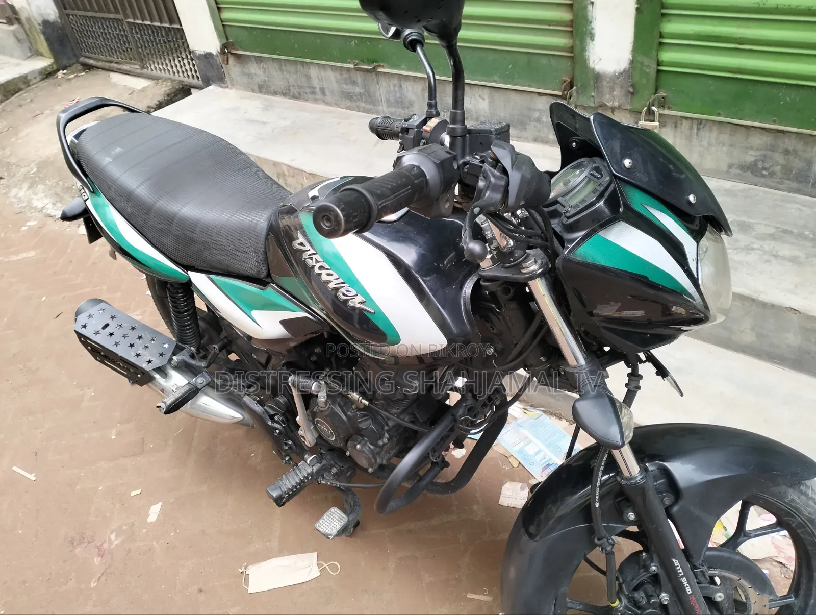 বাজাজ ডিসকভার ১১০ ২০২২ গ্রীন