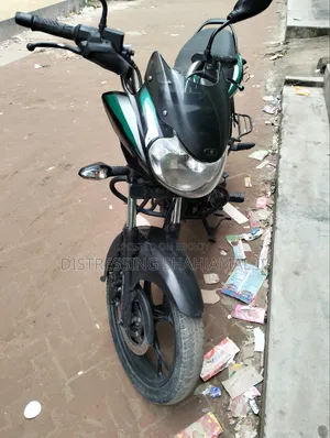 বাজাজ ডিসকভার ১১০ ২০২২ গ্রীন