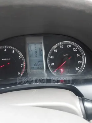 Toyota Premio 2012 Silver