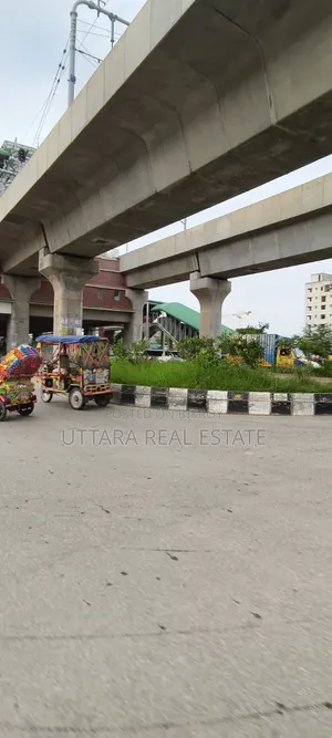 উত্তরা রাজউক ১৭ সেক্টরে মেট্রো স্টেশনের পাশে ৩ কাঠা প্লট বিক্রি হবে