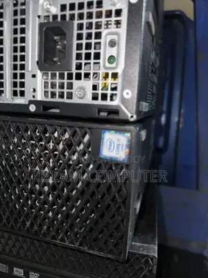 Desktop Computer Dell OptiPlex 7040 8GB Intel Core i7 SSD 256GB