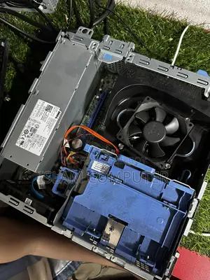 Desktop Computer Dell OptiPlex 7040 8GB Intel Core i7 SSD 256GB