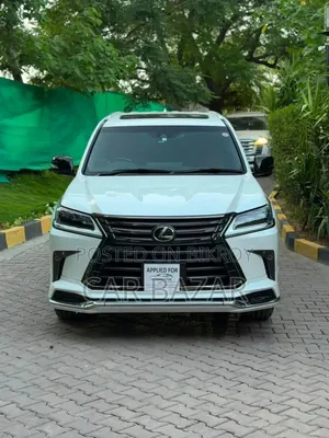 লেক্সাস এলএক্স ৫৭০ অল হুইল ড্রাইভ ২০২০ পার্ল