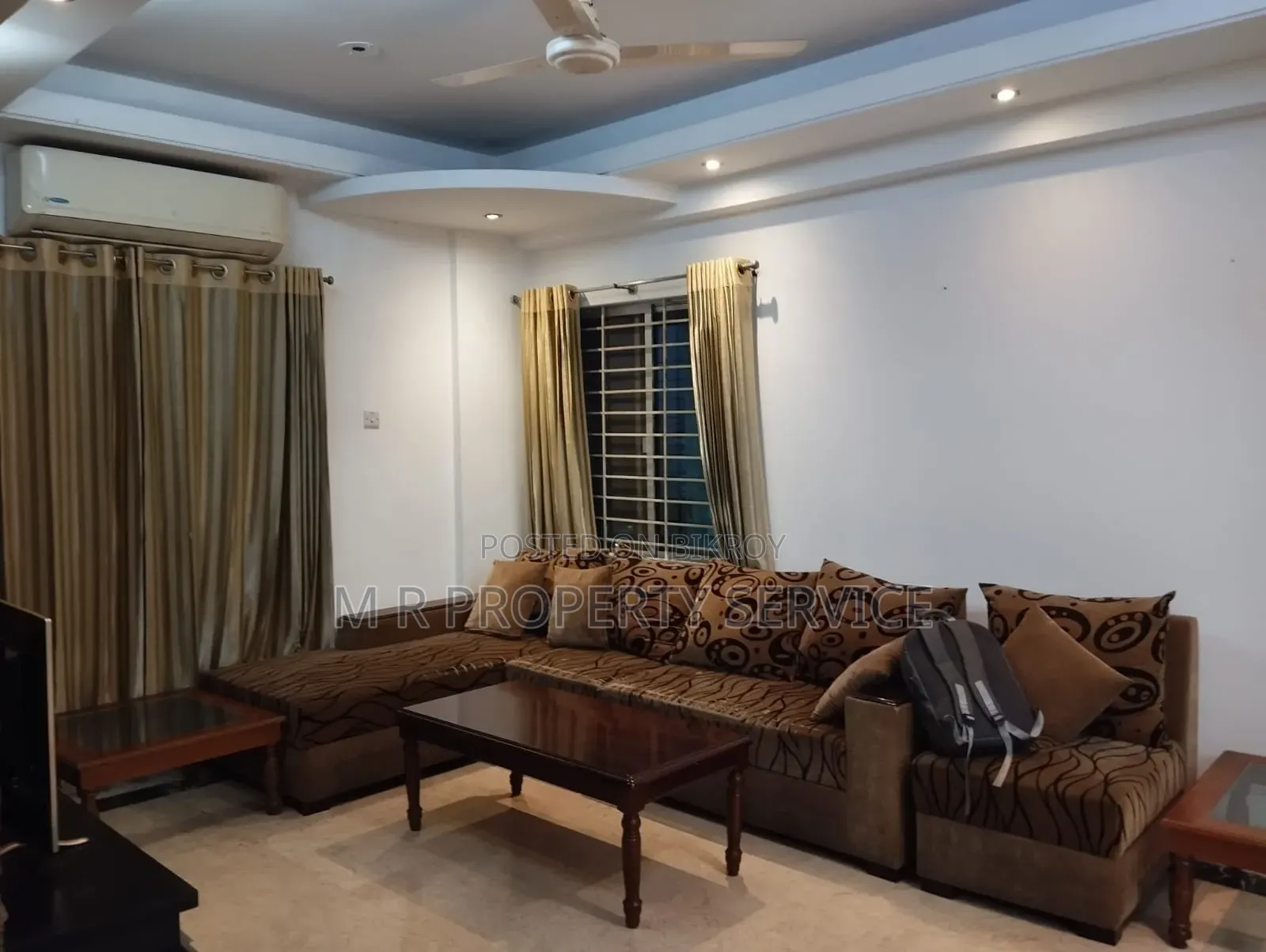 গুলশানে ভাড়ার জন্য ফার্নিশড ৩ বেডরুমের অ্যাপার্টমেন্ট