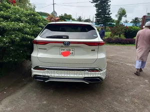 Toyota Harrier 2021 Pearl