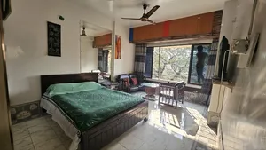 রুম ভাড়া ফার্নিশড এসি নন-এসি