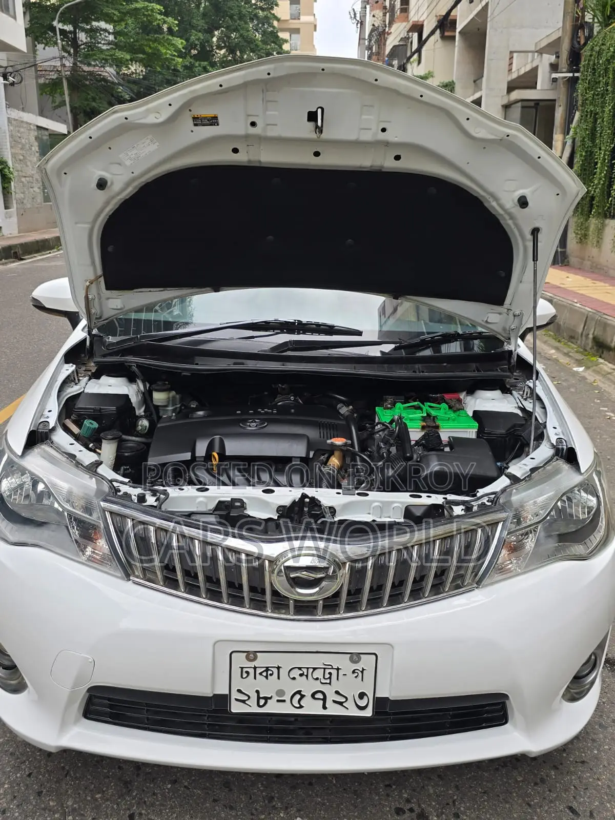 টয়োটা এক্সিও ১.৩ এক্স ২ডব্লিউডি ২০১৩ সাদা