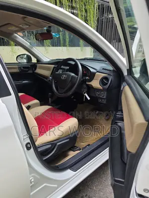 টয়োটা এক্সিও ১.৩ এক্স ২ডব্লিউডি ২০১৩ সাদা