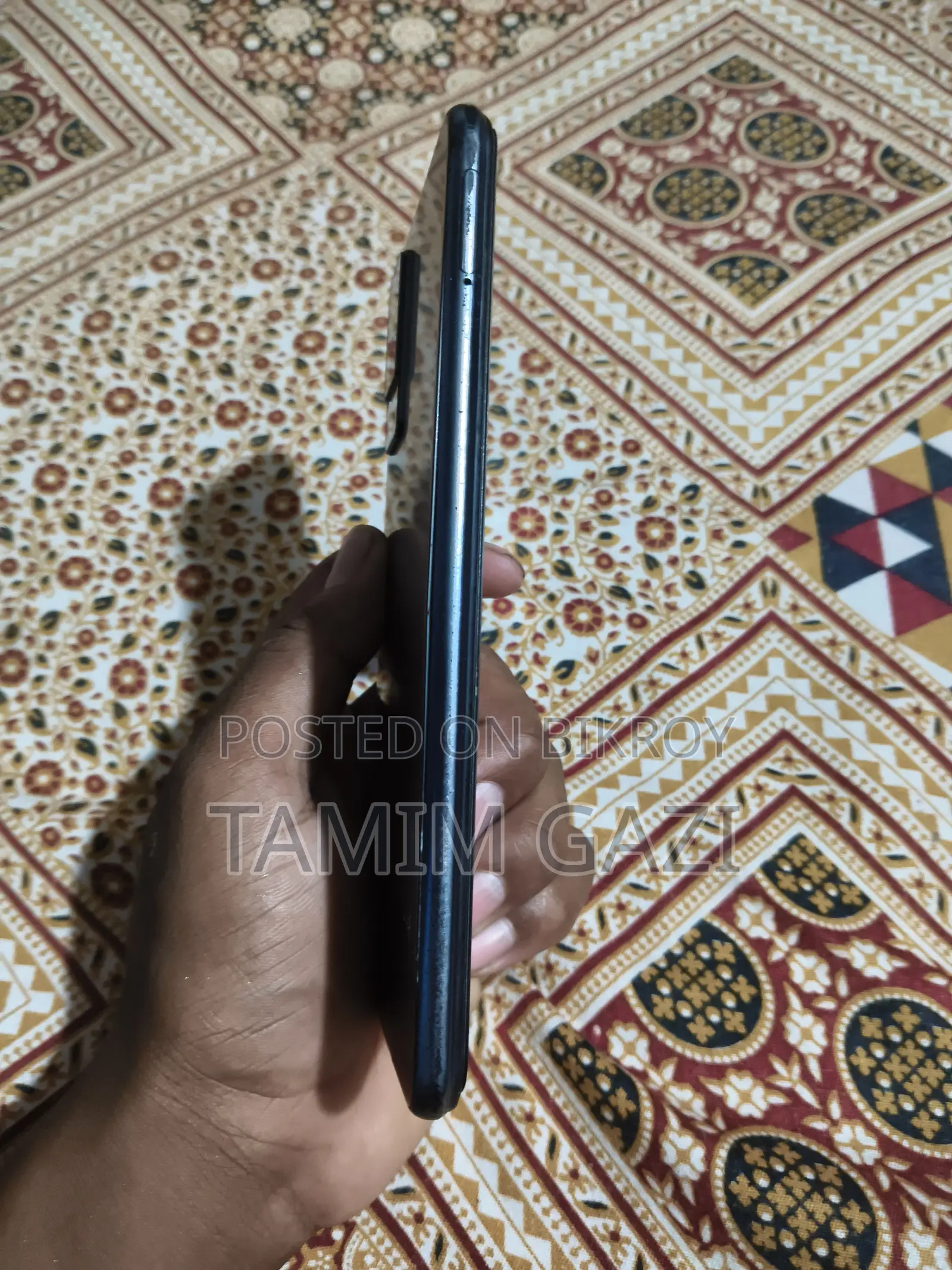 Vivo V21e 128 GB Black