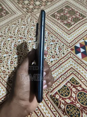 Vivo V21e 128 GB Black