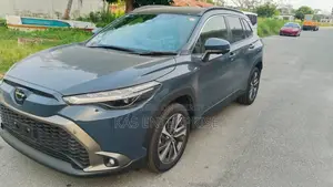 Toyota Corolla Cross 2025 Gray