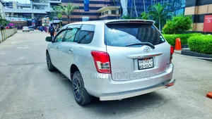 Toyota Corolla Fielder 2012 Silver