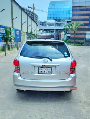 Toyota Corolla Fielder 2012 Silver