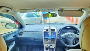 Toyota Corolla Fielder 2012 Silver