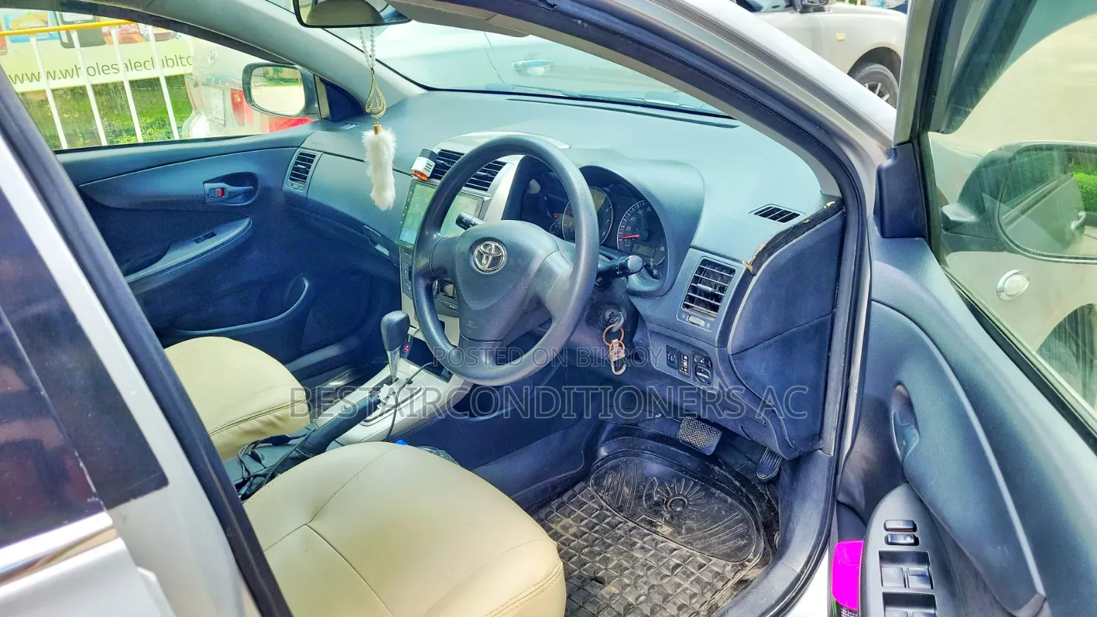 Toyota Corolla Fielder 2012 Silver