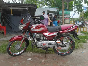 Bajaj CT 100 2013 Red