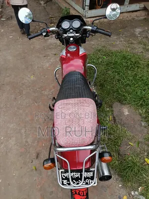 Bajaj CT 100 2013 Red