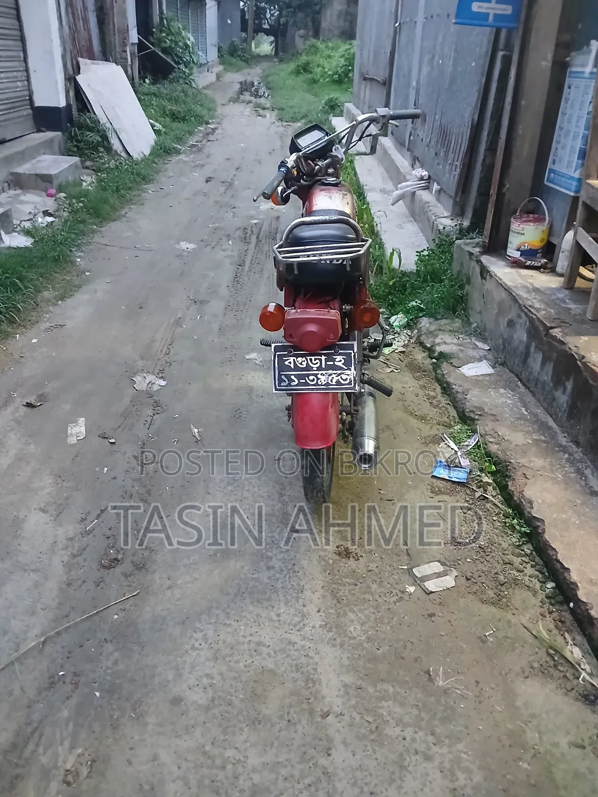 Honda 2003 Red