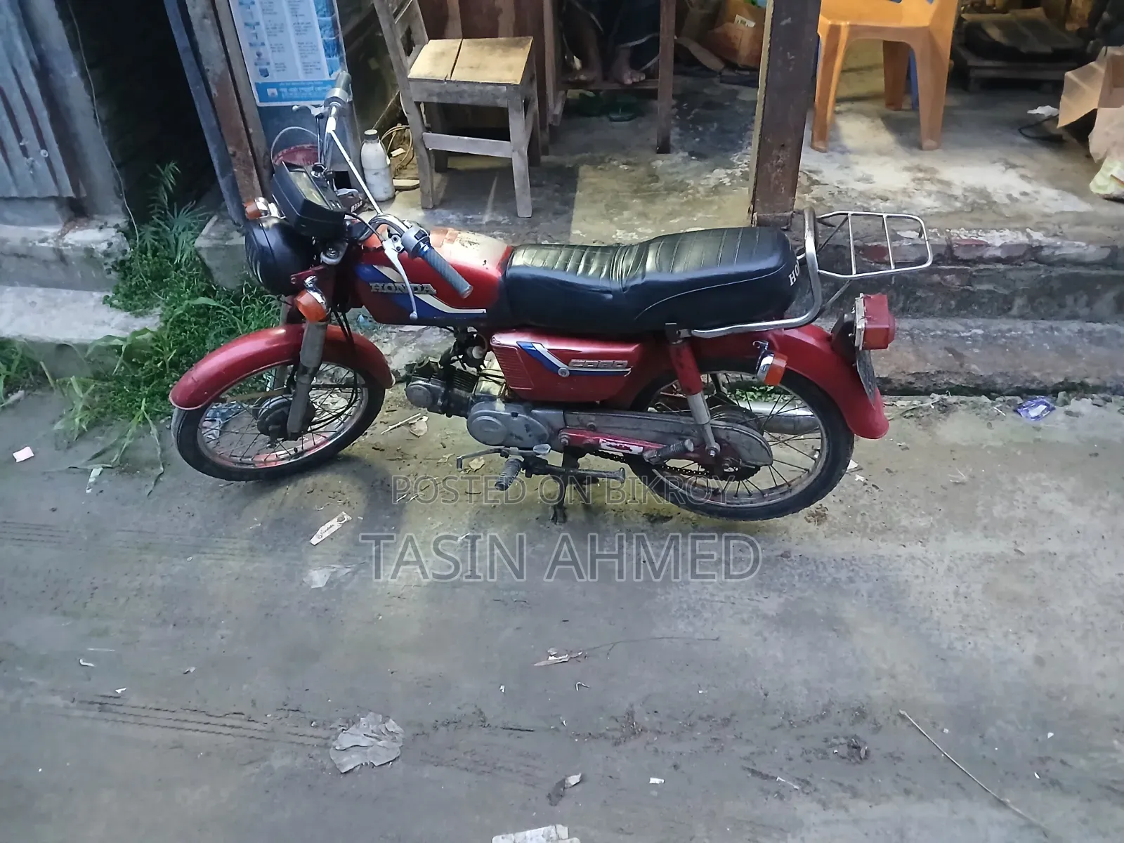 Honda 2003 Red