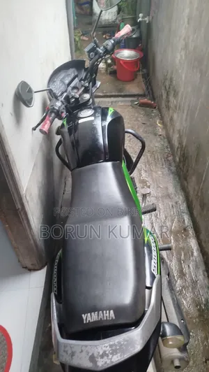 ইয়ামাহা সালুতো ১২৫ ২০১৭ কালো