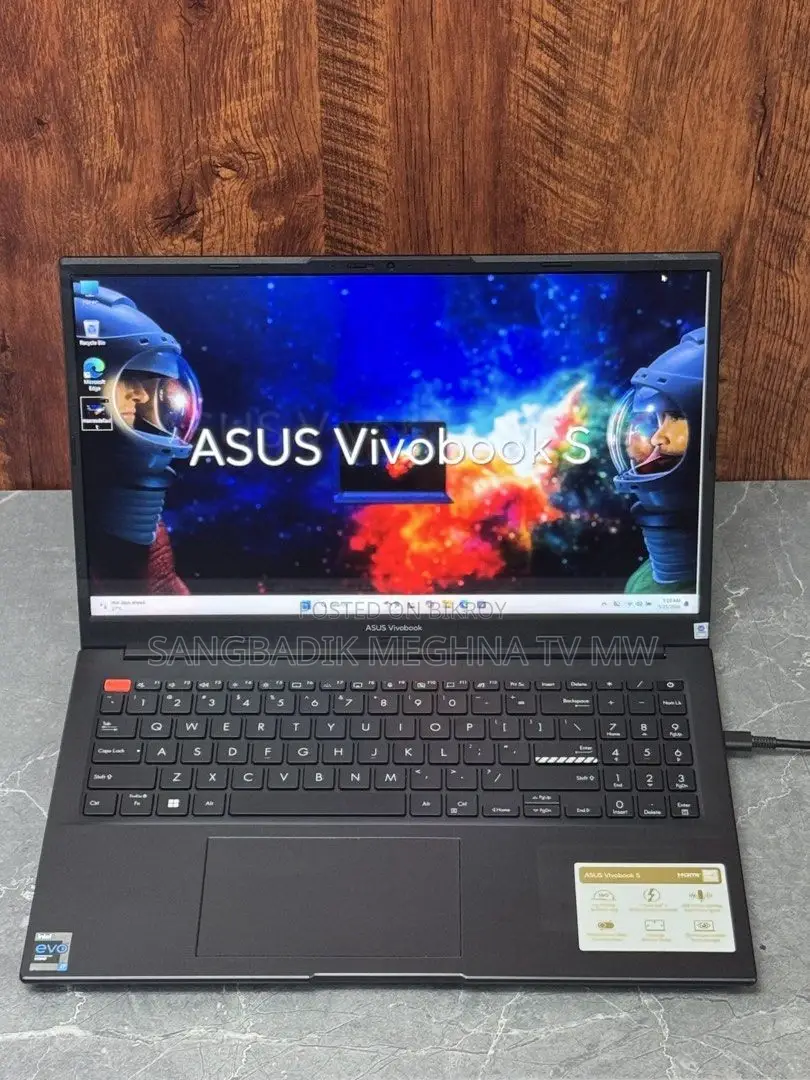 Laptop ASUS 4GB Intel SSD 500GB