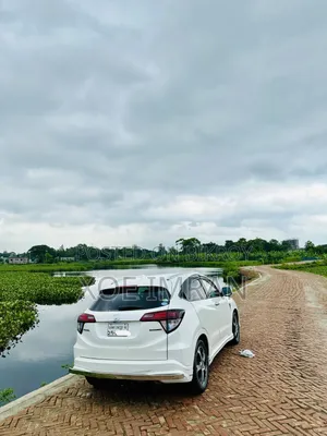 Honda Vezel 2014 Pearl