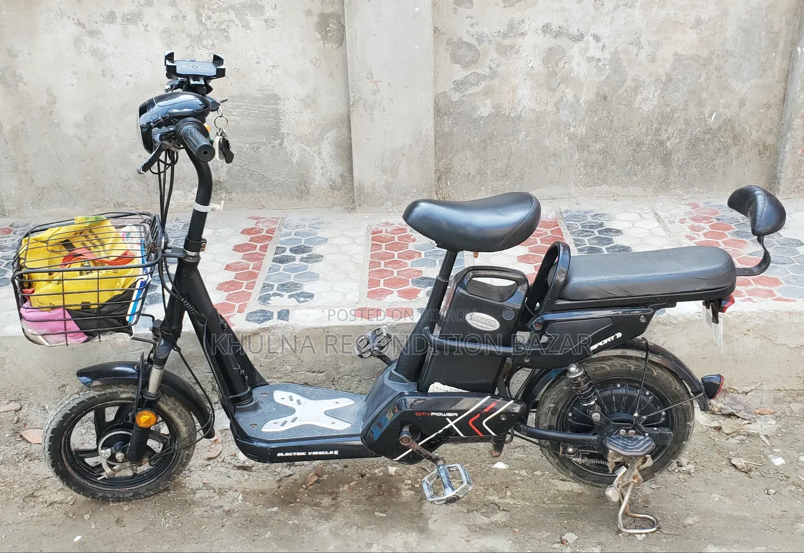 মোটরসাইকেল ২০২৪ ব্ল্যাক