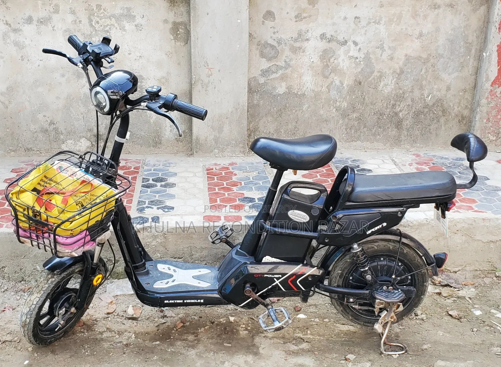 মোটরসাইকেল ২০২৪ ব্ল্যাক