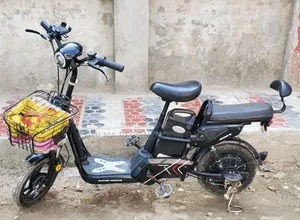মোটরসাইকেল ২০২৪ ব্ল্যাক