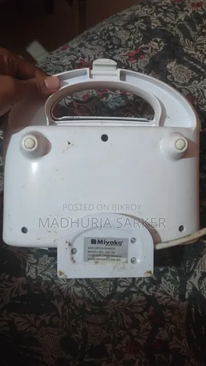 Toast Maker/ Sandwich Maker