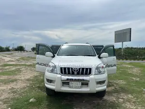 Toyota Land Cruiser Prado 2007 White