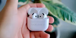 অরিজিনাল অ্যাপল এয়ার পডস ৪ এএনসি
