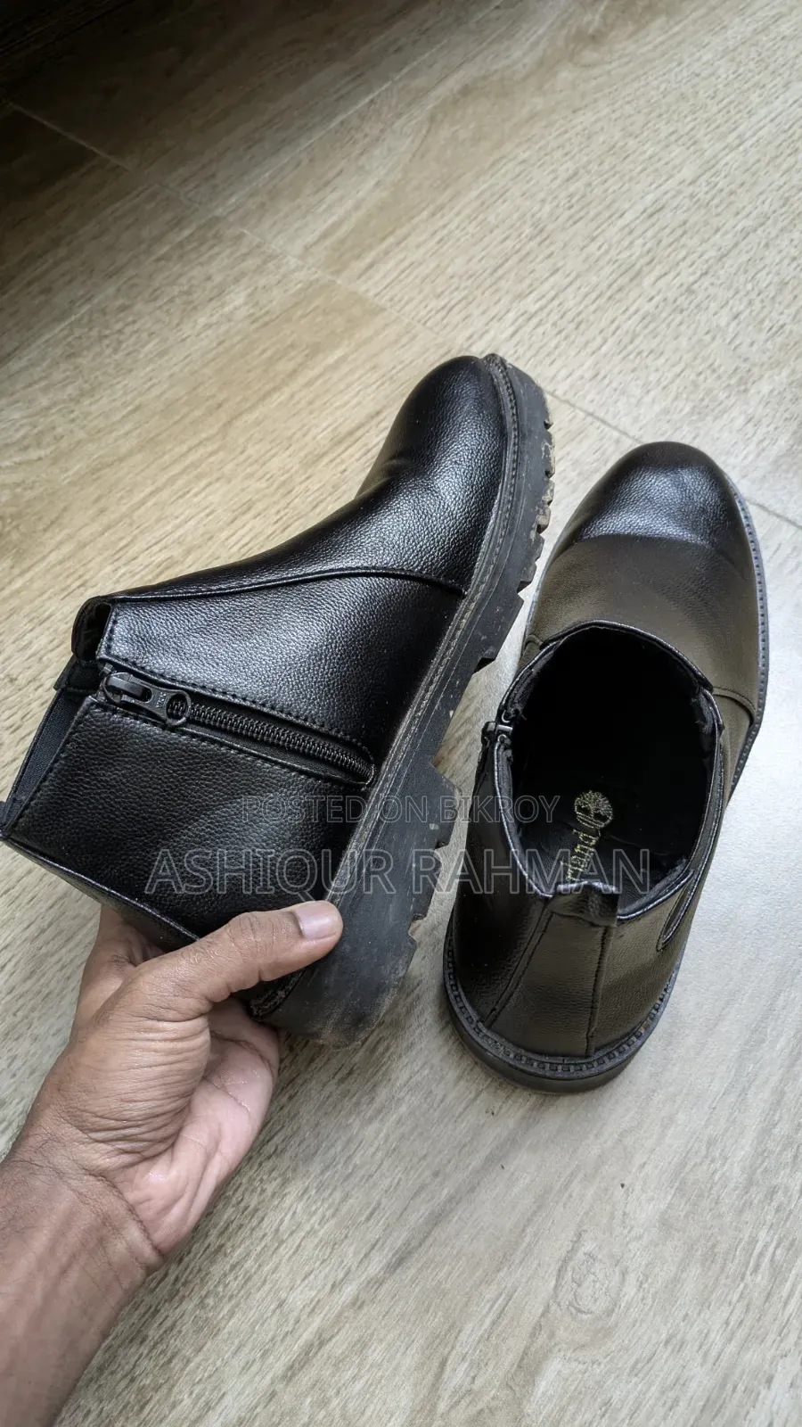 CAT Chelsea Boots