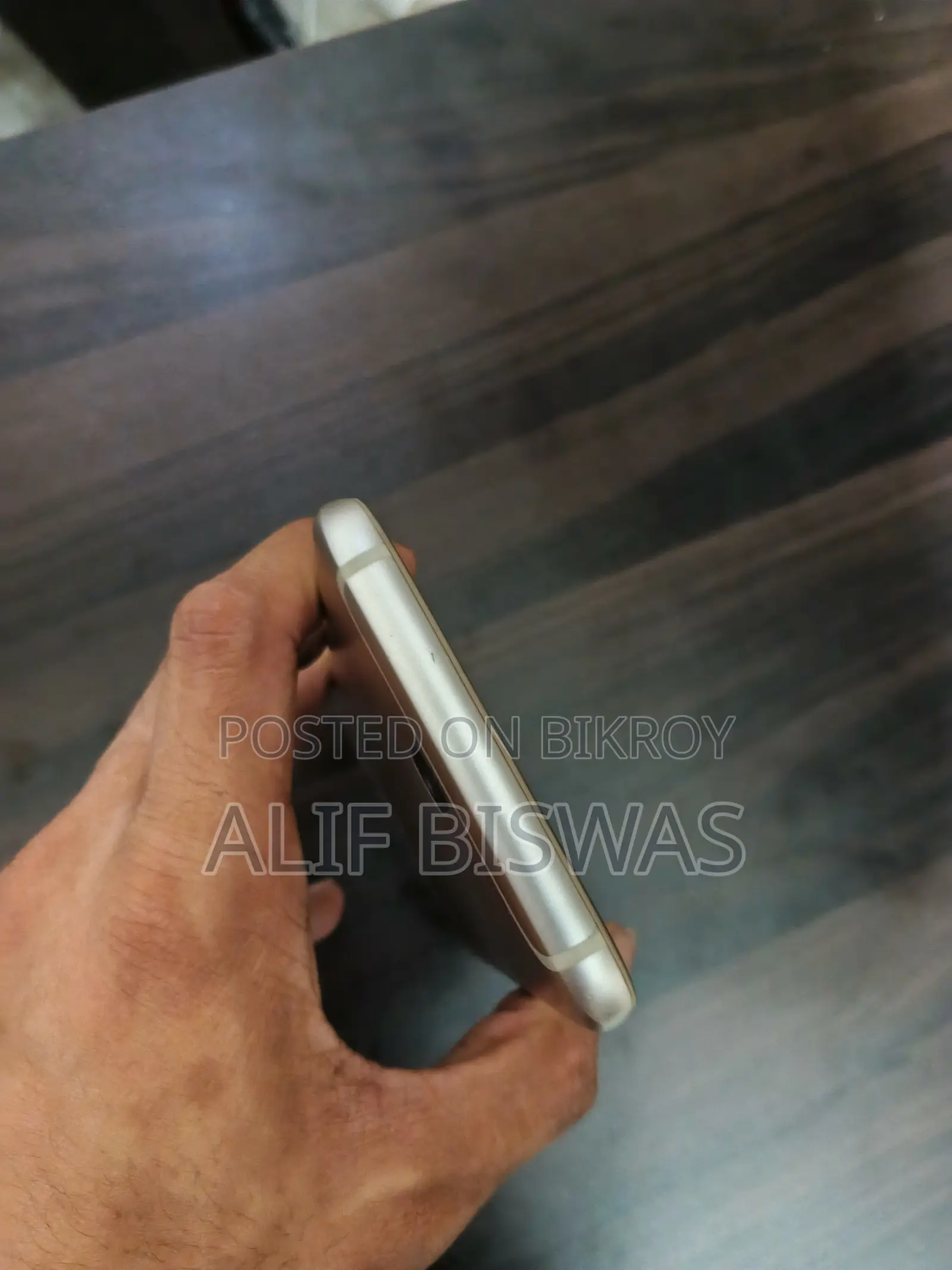 স্যামসাং গ্যালাক্সি জে৭ প্রো ৩২ জিবি গোল্ড