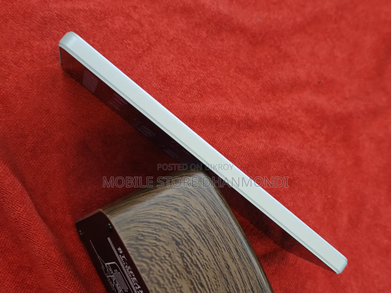 সনি এক্সপেরিয়া ১ মার্ক ৪ ২৫৬ জিবি সাদা
