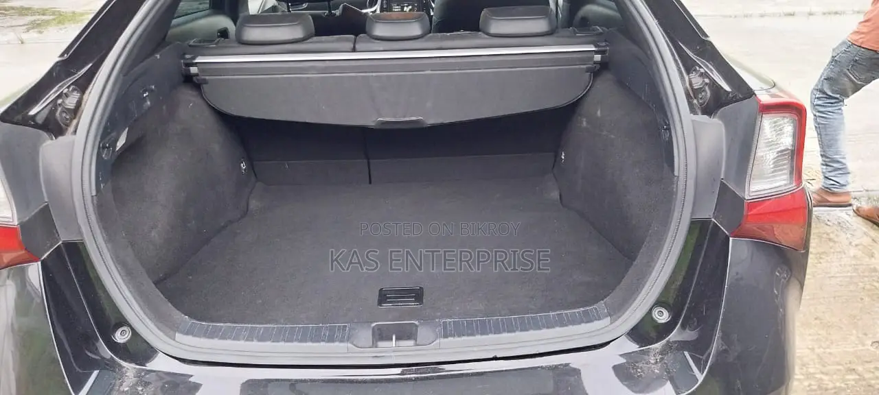 Toyota Prius 2021 Black