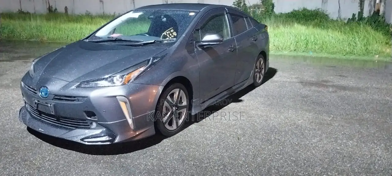 Toyota Prius 2021 Gray
