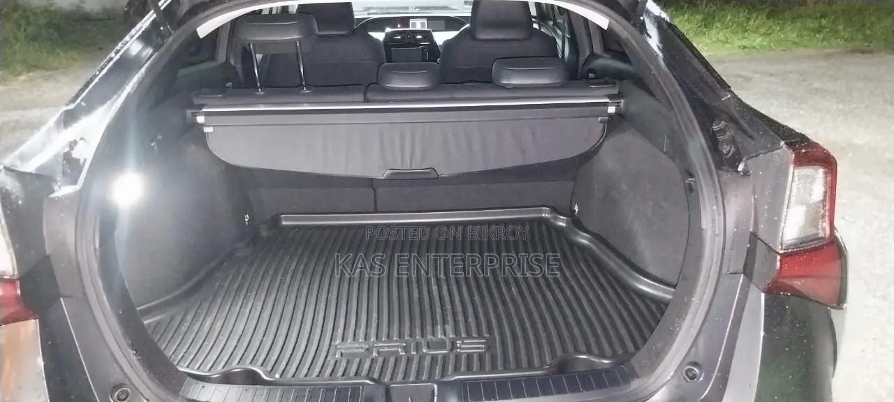 Toyota Prius 2021 Gray