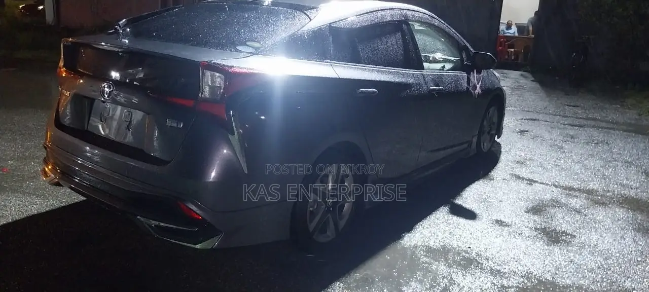 Toyota Prius 2021 Gray