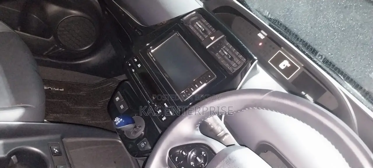 Toyota Prius 2021 Gray