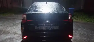 টয়োটা প্রিয়াস ২০২১ কালো