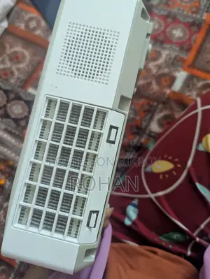 Hitachi Projector