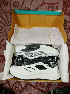 FASHION Shoes
