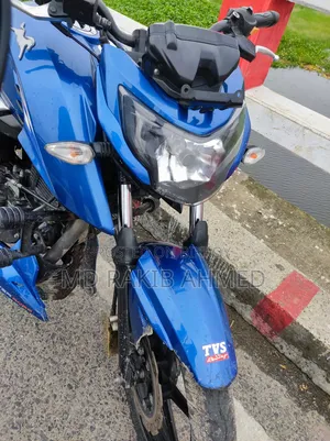TVS Apache RTR 160 4V 2021 Beige