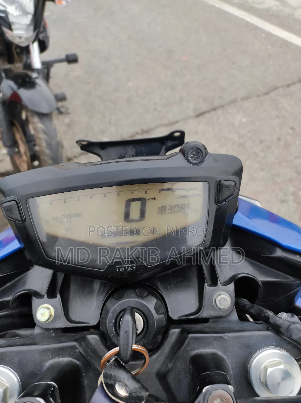TVS Apache RTR 160 4V 2021 Beige