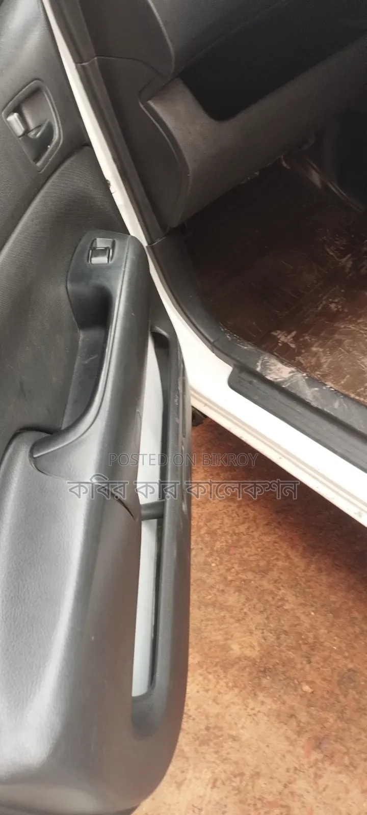 Toyota Probox 2004 সাদা